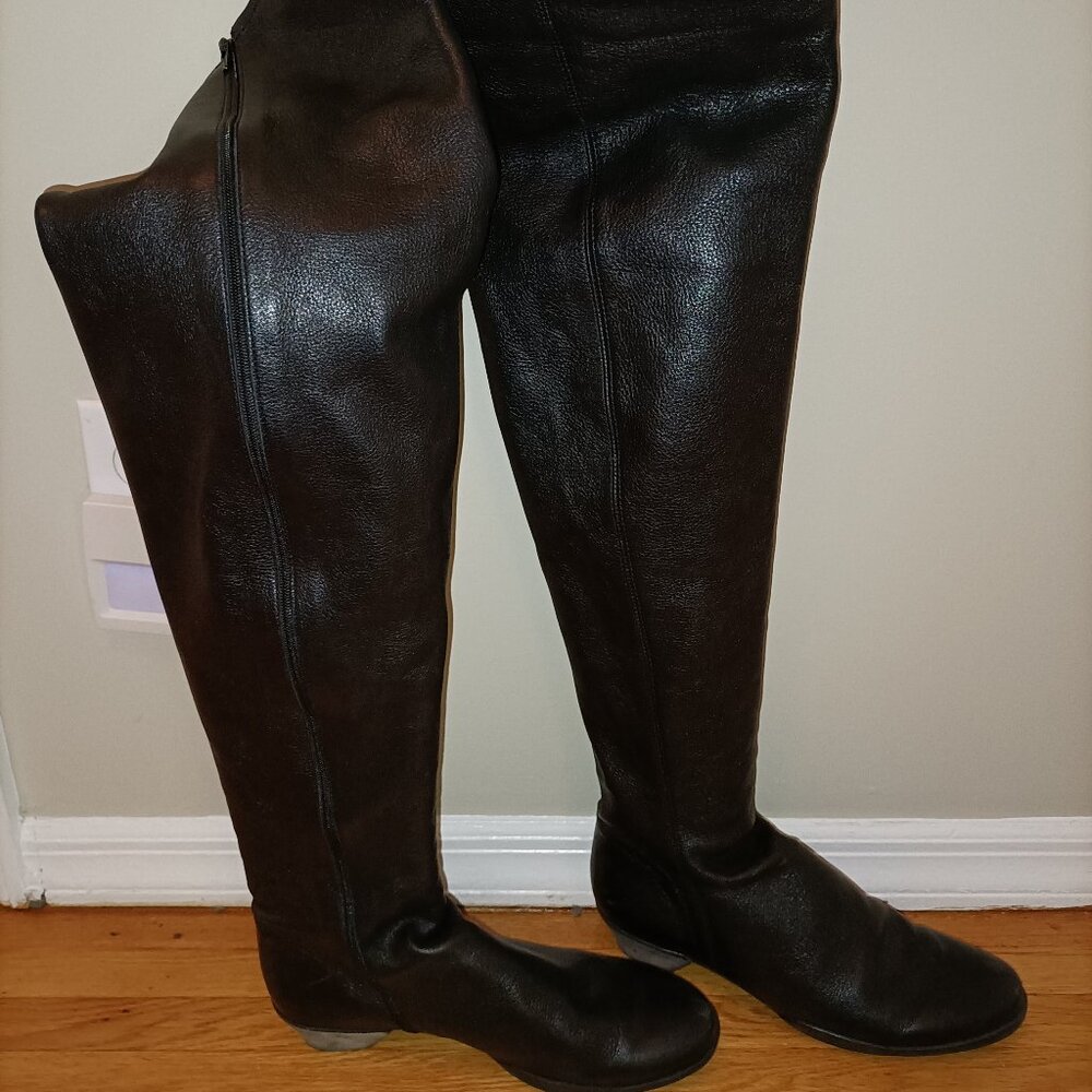 Arche though high black boots